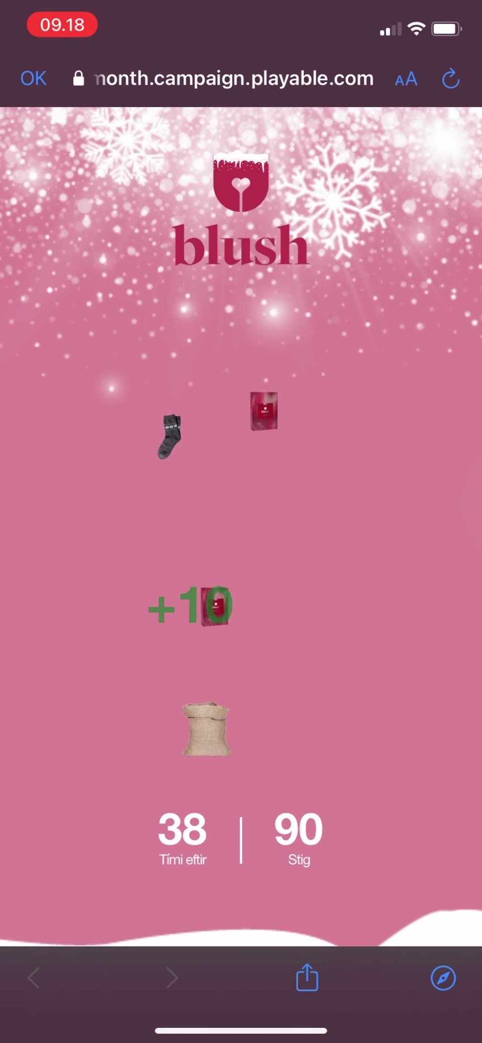 Blush's Advent Calendar Drop Game in a phone browser: a pink snowy screen with the Blush logo, a falling grey sock and a red Blush calendar box, a green +10 over a second calendar box, a burlap sack at the bottom and counters reading 38 Tími eftir and 90 Stig
